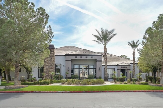 Building Photo - SW!! 2 Bedroom 2 Bath 2nd floor Condo!!! O...