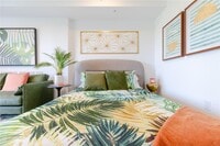 Building Photo - 1005 Spring Garden Rd