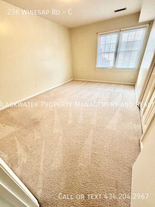 Building Photo - 236 Winesap Rd