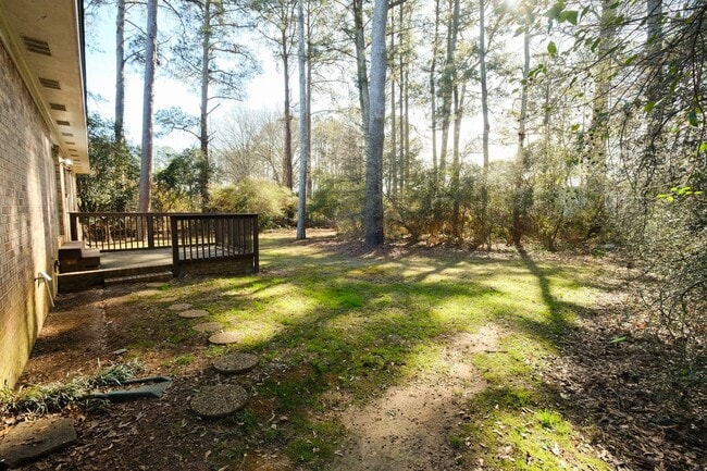 Building Photo - 135 Arrowhead Rd