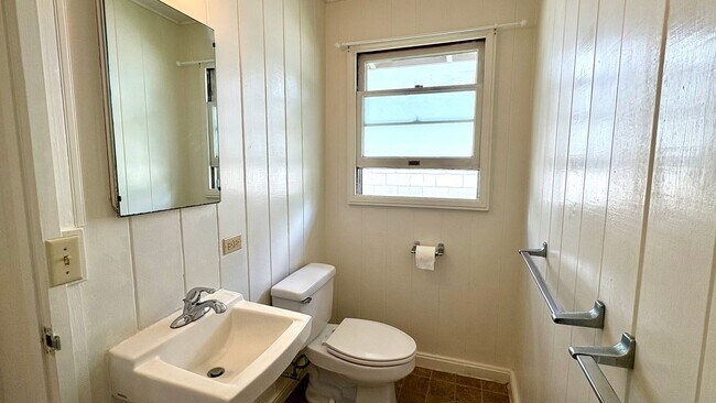 Building Photo - Available Now!! 3 BED/2.5BA + Large Carport, Yard!!