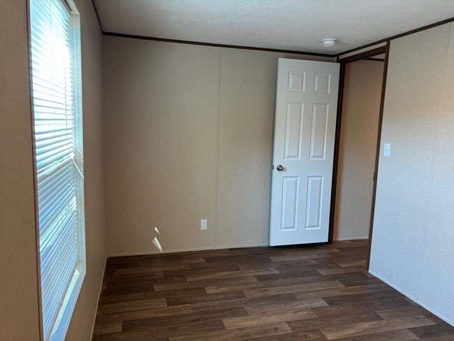 Building Photo - NEW 3 BED 2 BATH MOBILE HOME!