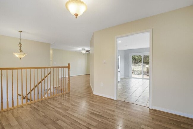 Building Photo - 22 Brown Cir