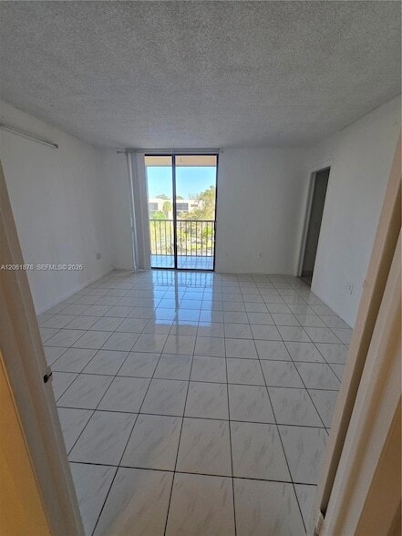 Building Photo - 8600 SW 133rd Avenue Rd