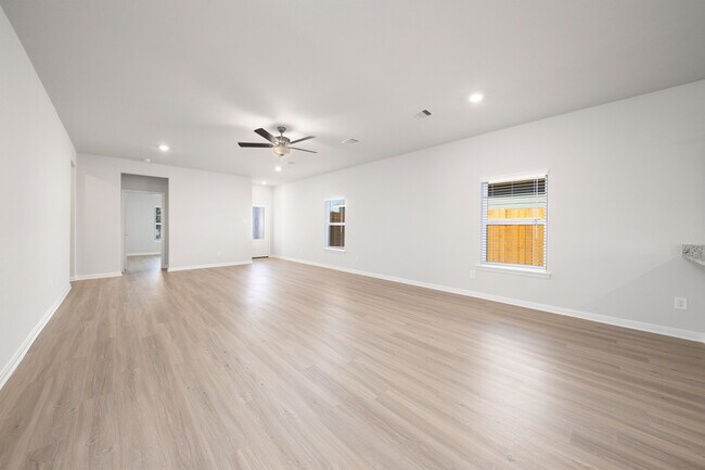 Building Photo - 15542 Caramel Spgs Dr