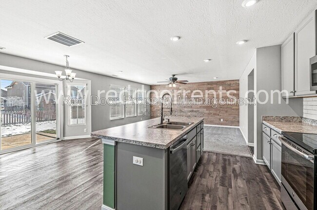 Building Photo - 2313 Trefoil Dr