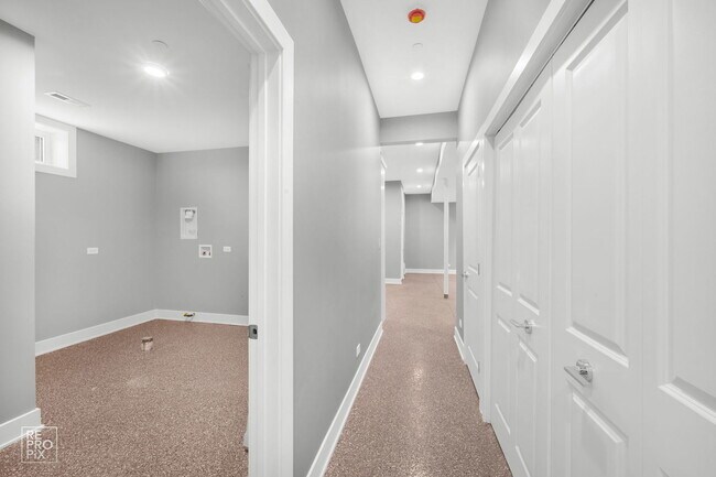 Building Photo - 8734 Kimball Ave