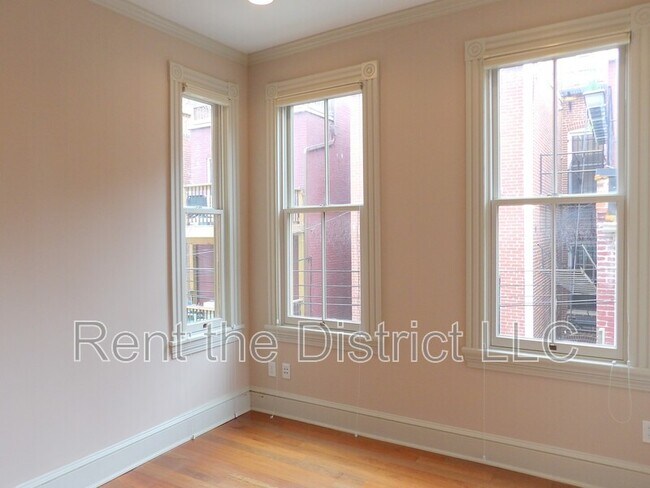 Building Photo - 1130 5th St NW