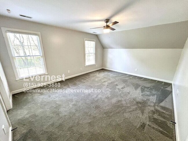 Building Photo - 4-Bedroom, 3.5-Bathroom Home in a Peaceful...