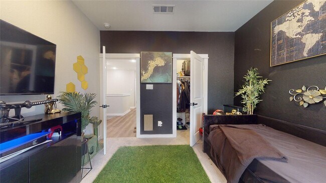 Building Photo - 8439 Berry Brush Ln