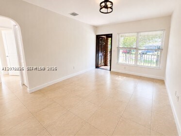 Building Photo - 4038 SW 9th St