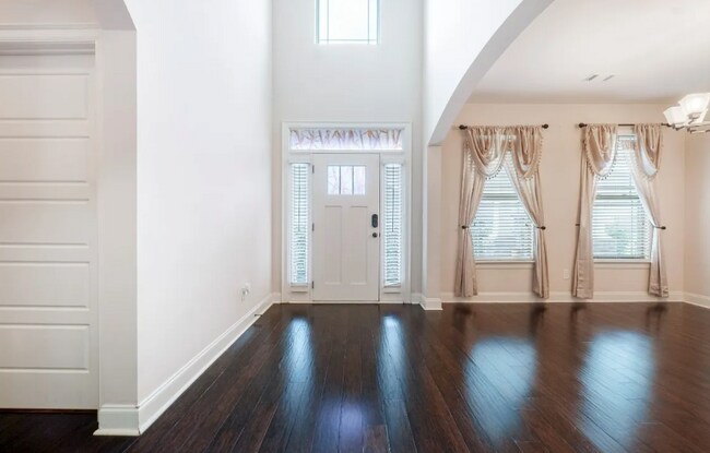 Building Photo - 5876 Blevins Cir