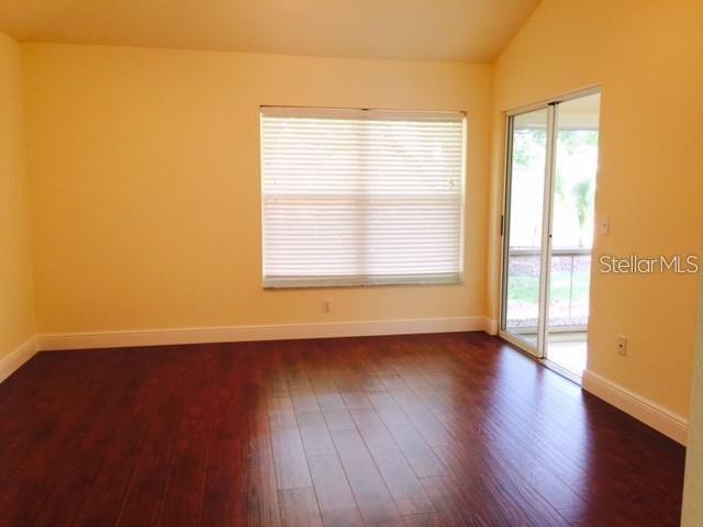 Building Photo - 2060 King Tarpon Dr