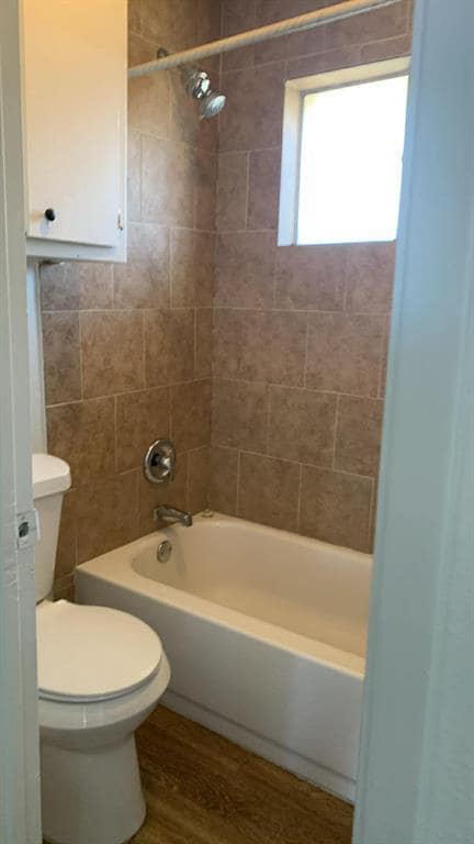 Building Photo - 2627 Jones Rd