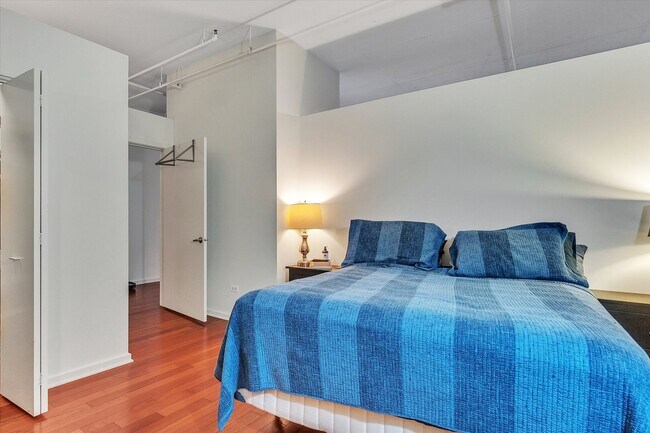 Building Photo - 520 S State St