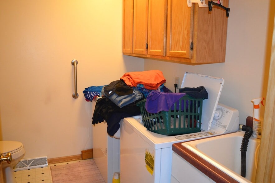 Building Photo - 1123 Union Rd