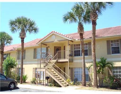 Building Photo - 2/2 first floor unit Lancelot of Winter Park