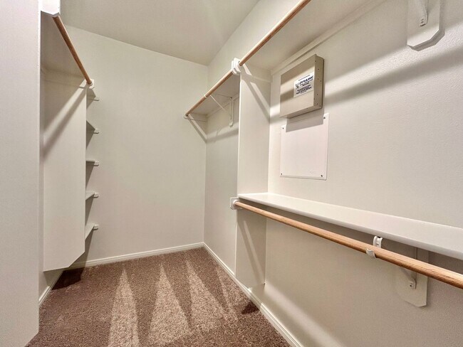 Building Photo - Charming 3-Bed, 2-Bath Home with Modern Up...