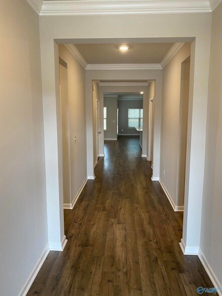 Building Photo - 14980 Westmeade Ln