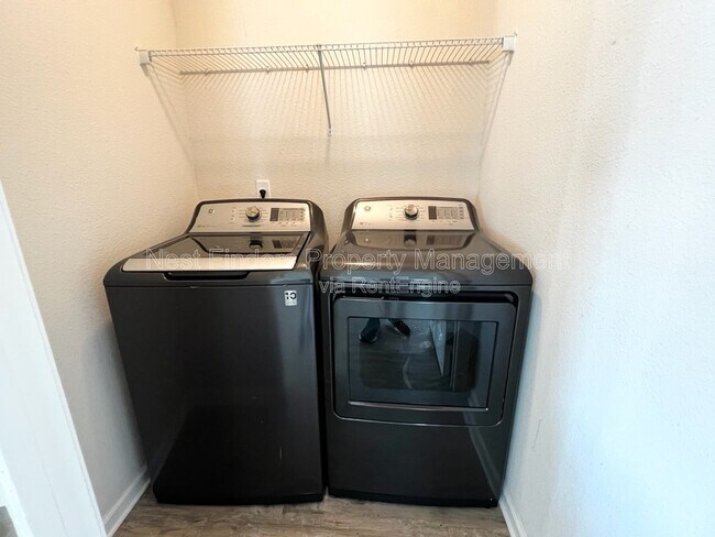 Building Photo - 8314 Thor St