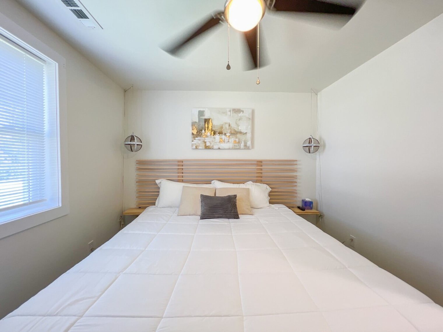 Building Photo - 401 Cedar Lane Rd