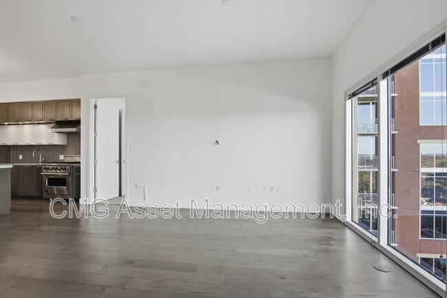 Building Photo - 1820 Peachtree St NW