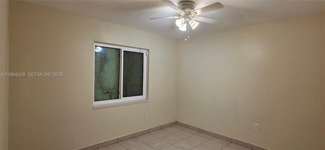 Building Photo - 1215 NW 7th Ct