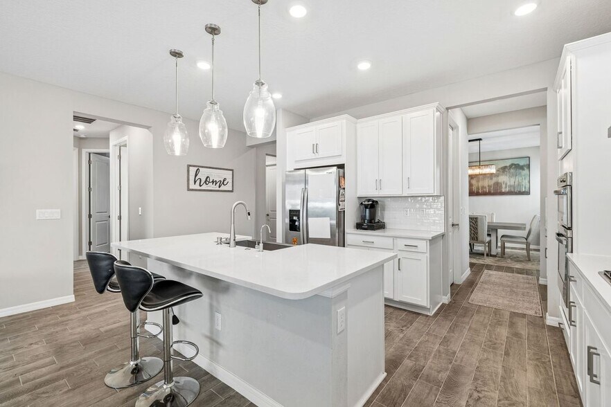 Building Photo - 10569 Tranquil Mdw Lp