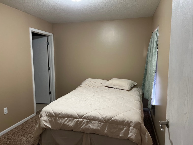 Building Photo - 1839 Merchant St