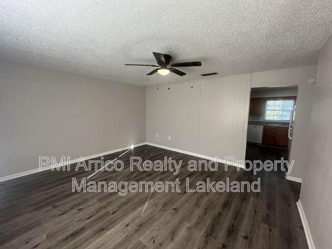 Building Photo - 4715 Kanoy Dr