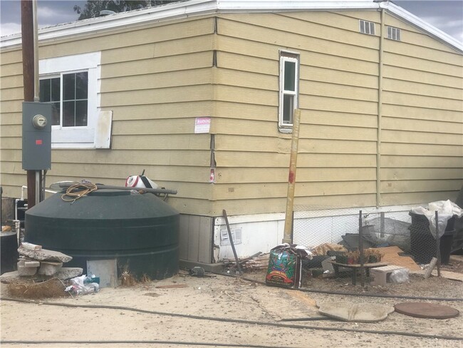 Building Photo - 44700 CA-371