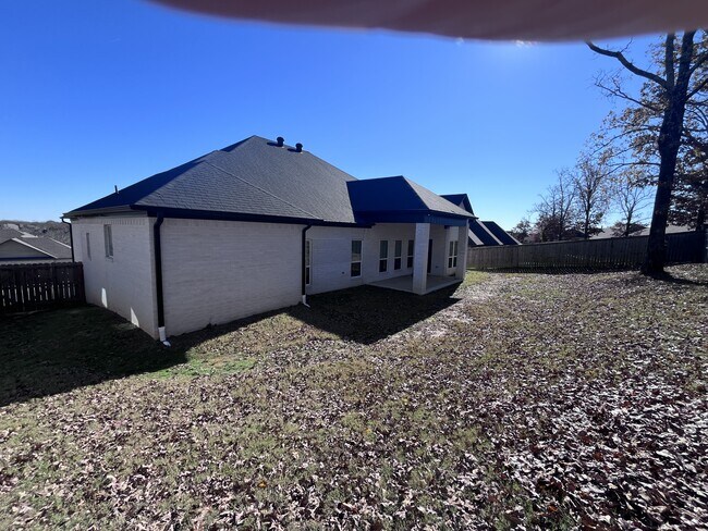 Building Photo - 8817 Stillwater Rd