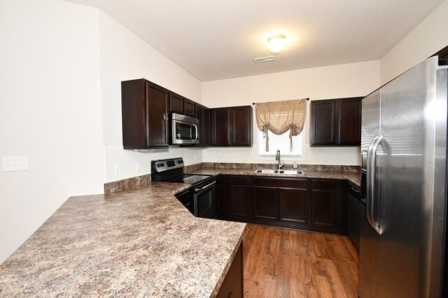 Building Photo - MOVE-IN READY Carolina Forest