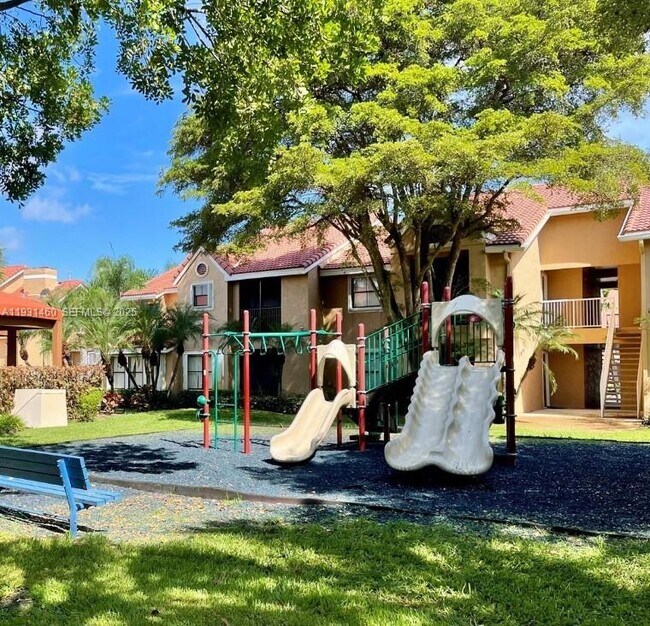 Building Photo - 15591 SW 105th Terrace