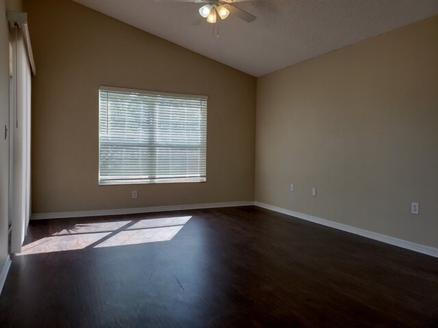 Building Photo - 2554 Big Pine Dr