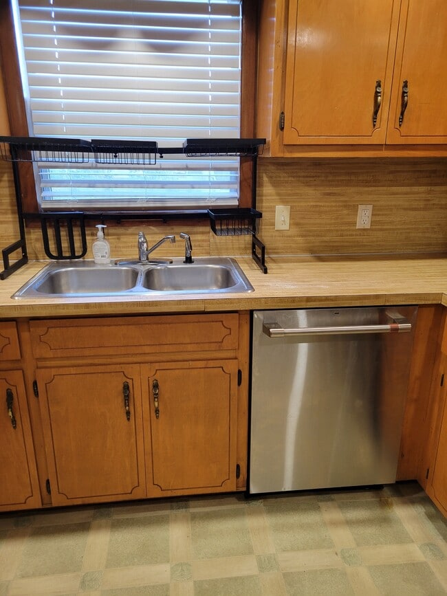 Building Photo - 566 Turkey Oak Rd