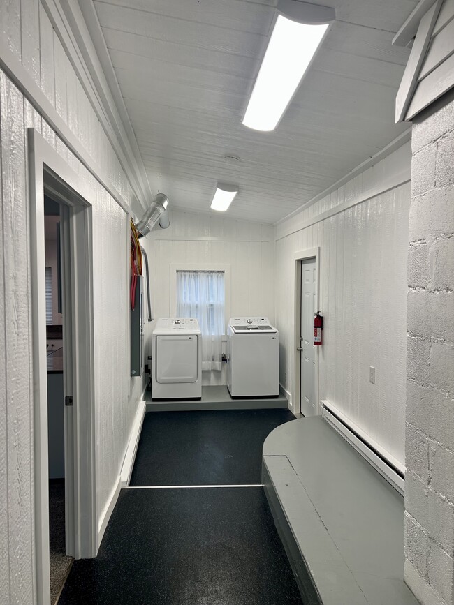 Building Photo - 2621 Mill Rd