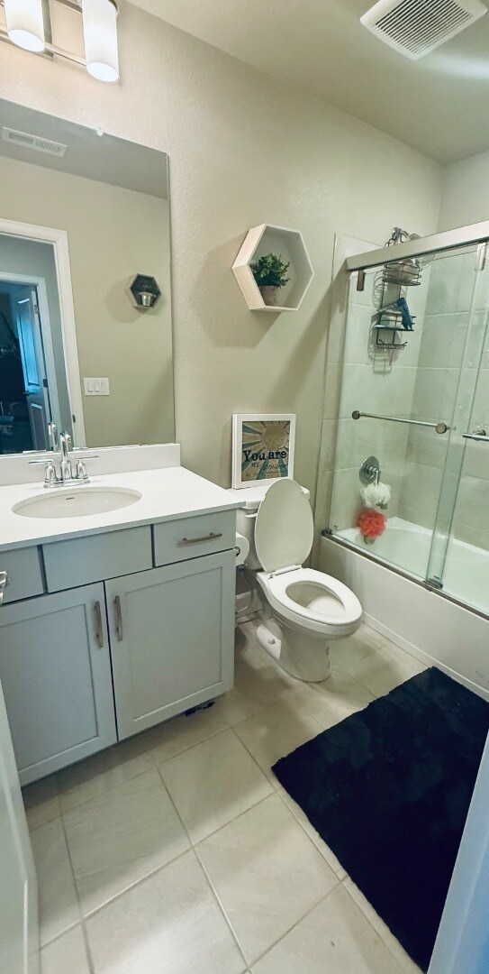 Building Photo - Nearly-New 4-Bed in Terrain with Deck, Office, and Resort-Style Amenities