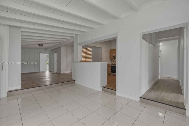 Building Photo - 3825 SW 33rd St