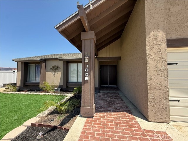 Building Photo - 1305 Turquoise Dr