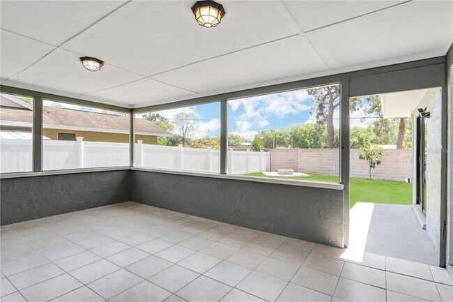 Building Photo - 5522 Fulmar Dr