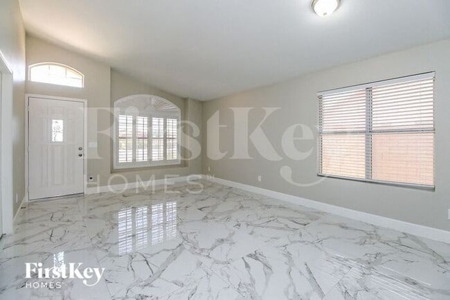 Building Photo - 12229 W Windsor Ave