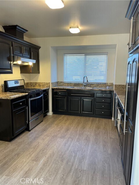 Building Photo - 8518 Cleta St