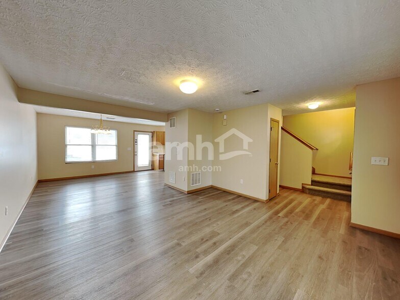 Building Photo - 3035 Representation Ter