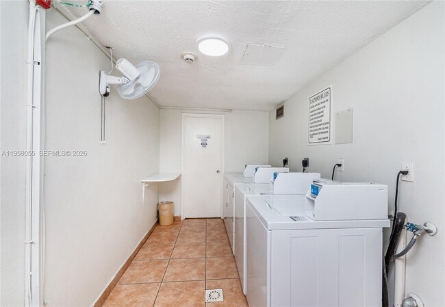 Building Photo - 17570 Atlantic Blvd