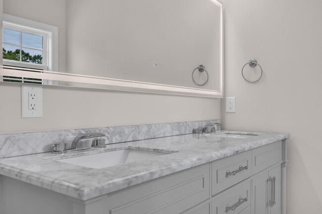 Building Photo - 900 62nd Ave N