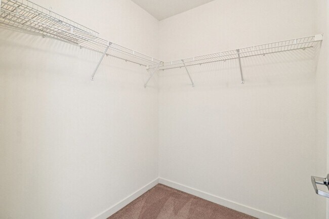 Building Photo - 1160 S Michigan Ave