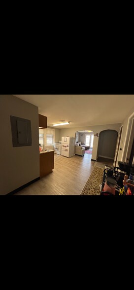 Building Photo - 1066 Elmwood Ave