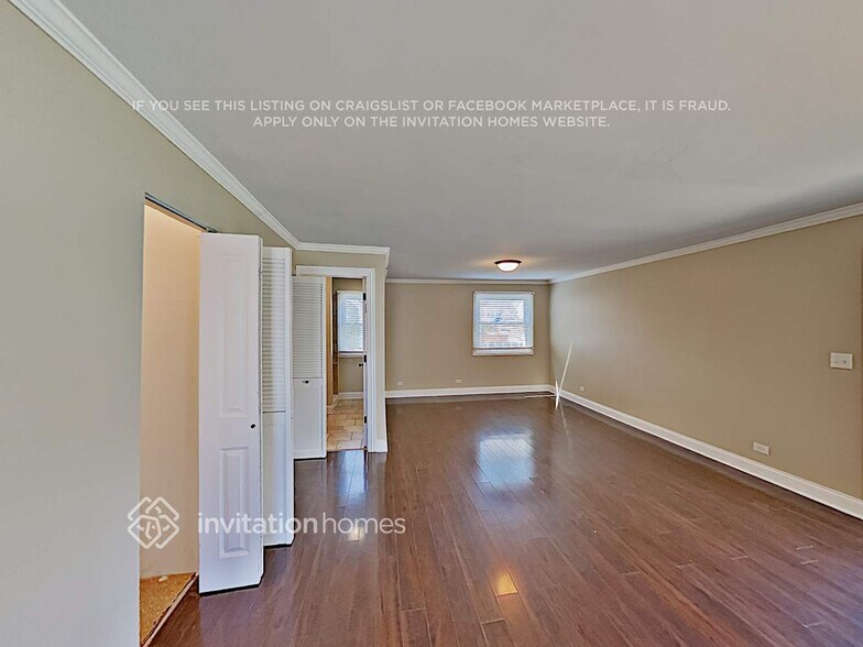 Building Photo - 336 W Brookfield St