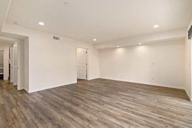 Building Photo - This Sunset Beach Estates Townhome will have you speechless!